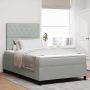 vidaXL Kiemas lova su čiužiniu Šviesiai pilka 120 x 200 cm Aksomas