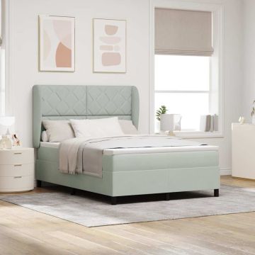 vidaXL Kiemas lova su čiužiniu Šviesiai pilka 190 x 140 cm Aksomas