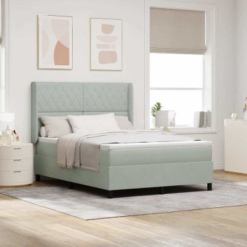 vidaXL Kiemas lova su čiužiniu Šviesiai pilka 160 x 200 cm Aksomas