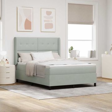 vidaXL Kiemas lova su čiužiniu Šviesiai pilka 140 x 190 cm Aksomas